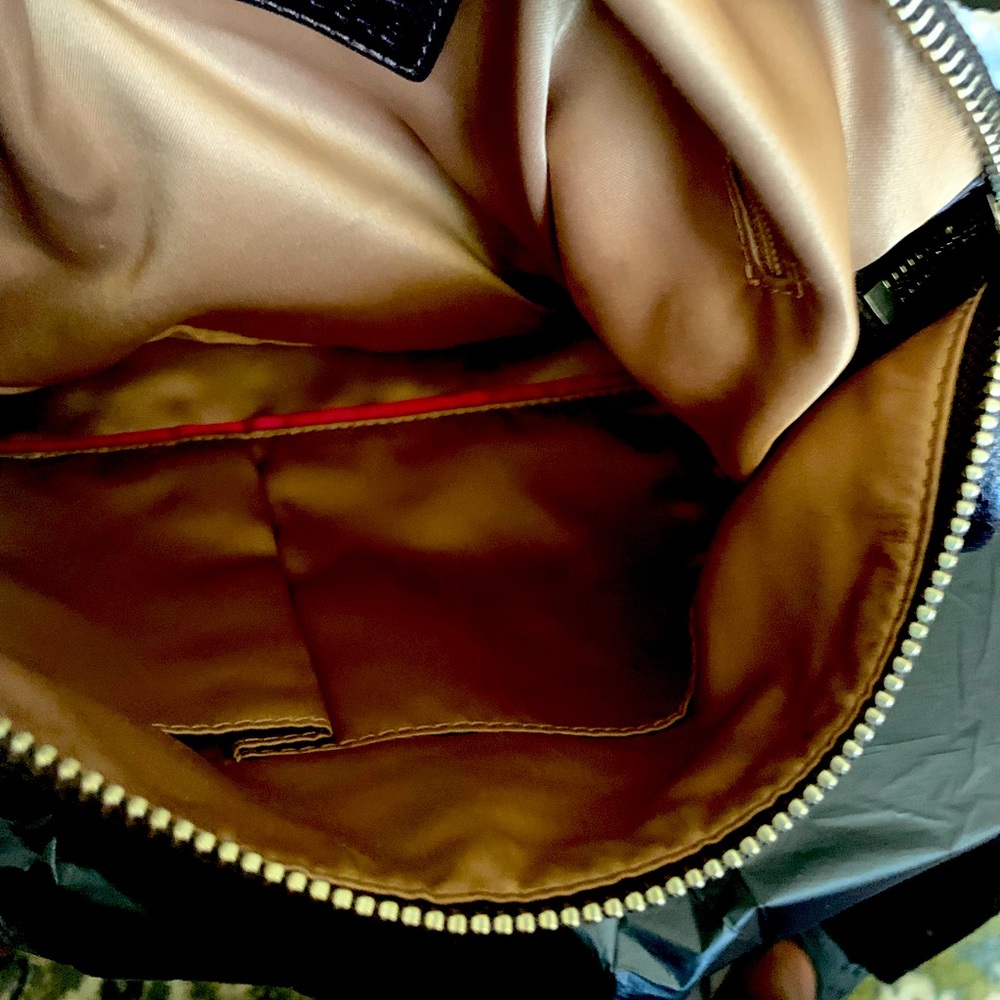 Handbag-Large Purse - Picture 9 of 10